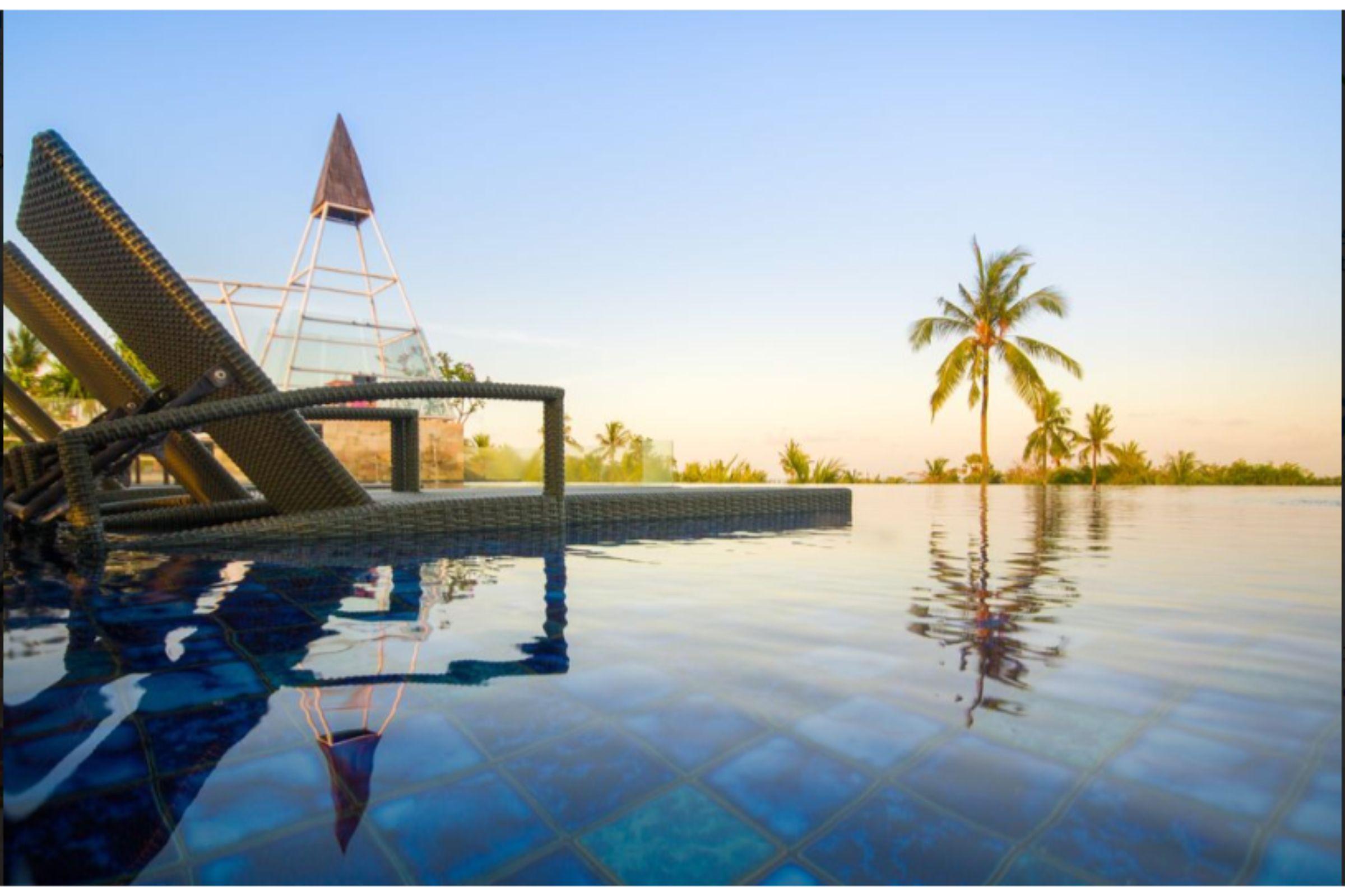 FOX Hotel Jimbaran Beach Buitenkant foto